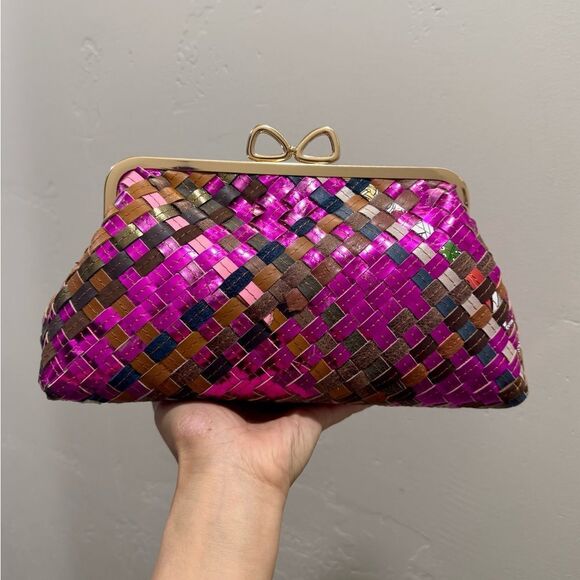 Unique Colorful Woven Cowhide Bowknot Shaped Kisslock Clutch/Wristlet/Crossbody - Picture 3 of 12